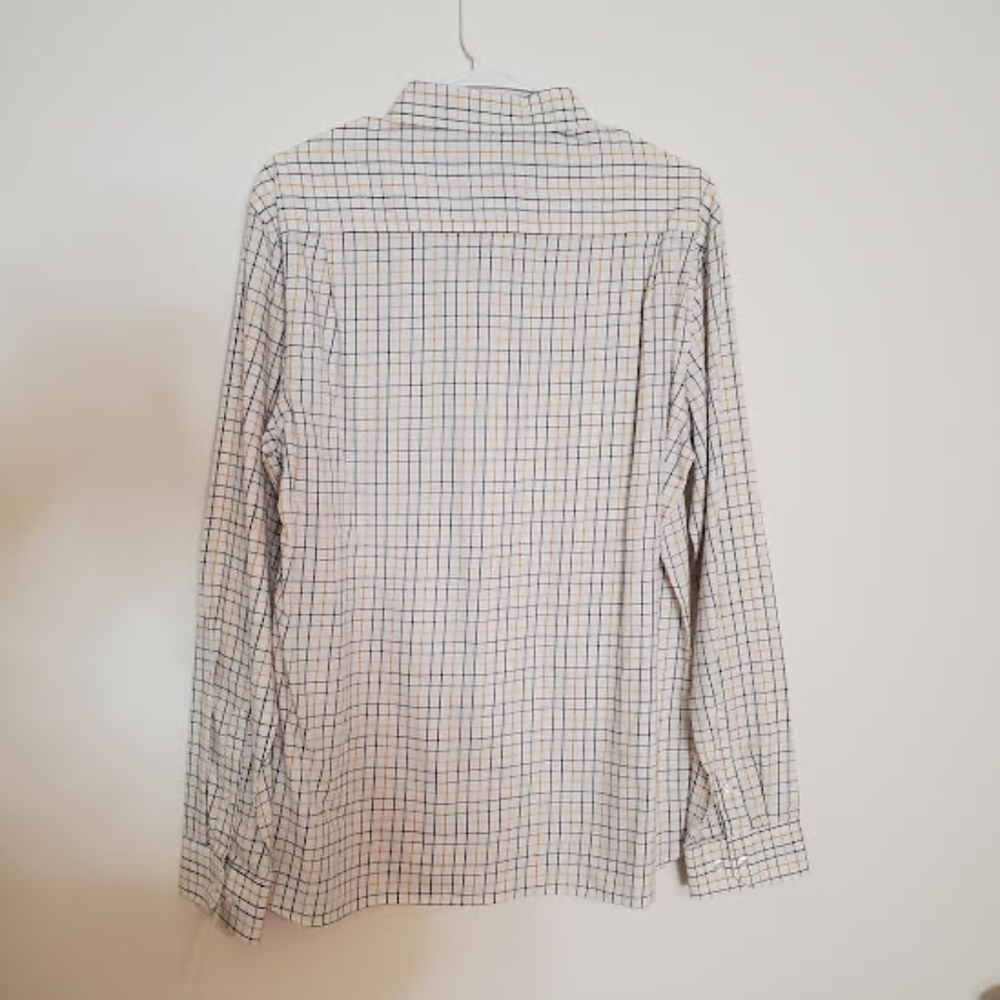 NWT Van Heusen Never Tuck Button-down Long Sleeve Shirt. - Picture 5 of 9